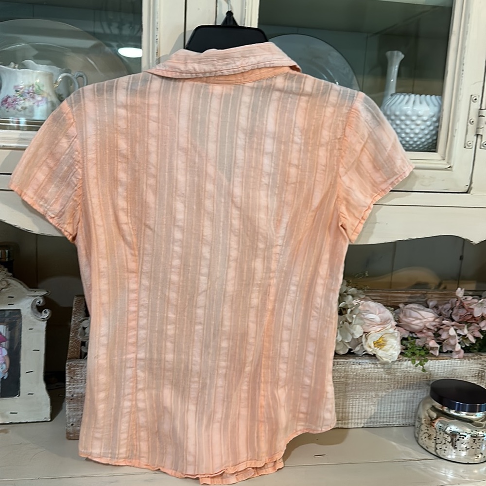No Boundaries Button Up - Picture 4 of 4